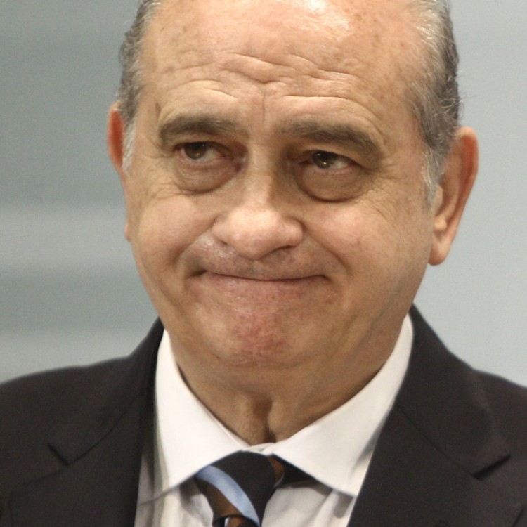 Fernández Díaz ha de dimitir